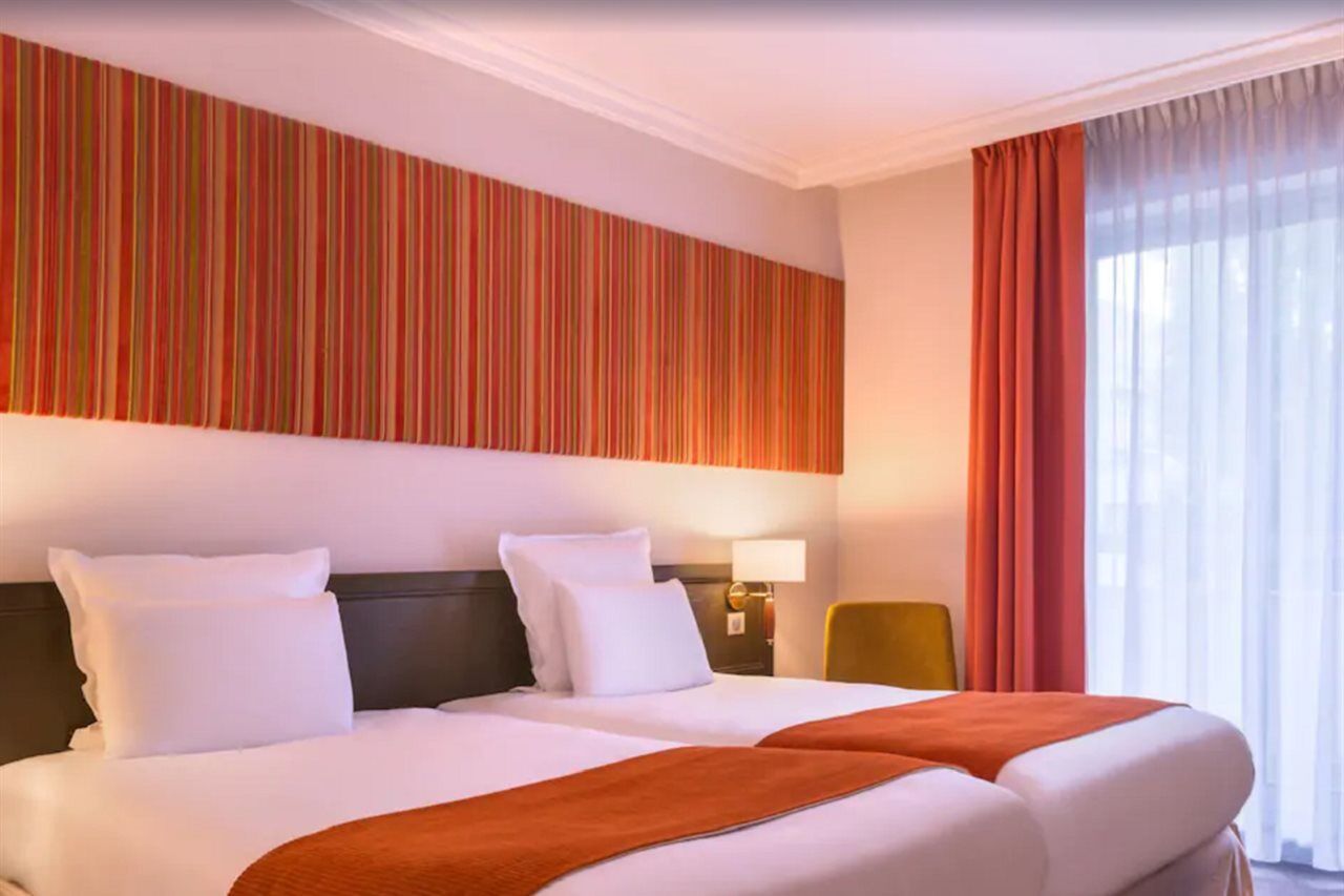 Paris Hotel